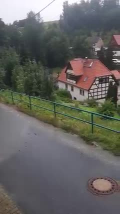 flood: 30 cm ditch developping to streaming river in 60 minutes, germany