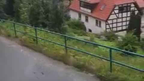 flood: 30 cm ditch developping to streaming river in 60 minutes, germany