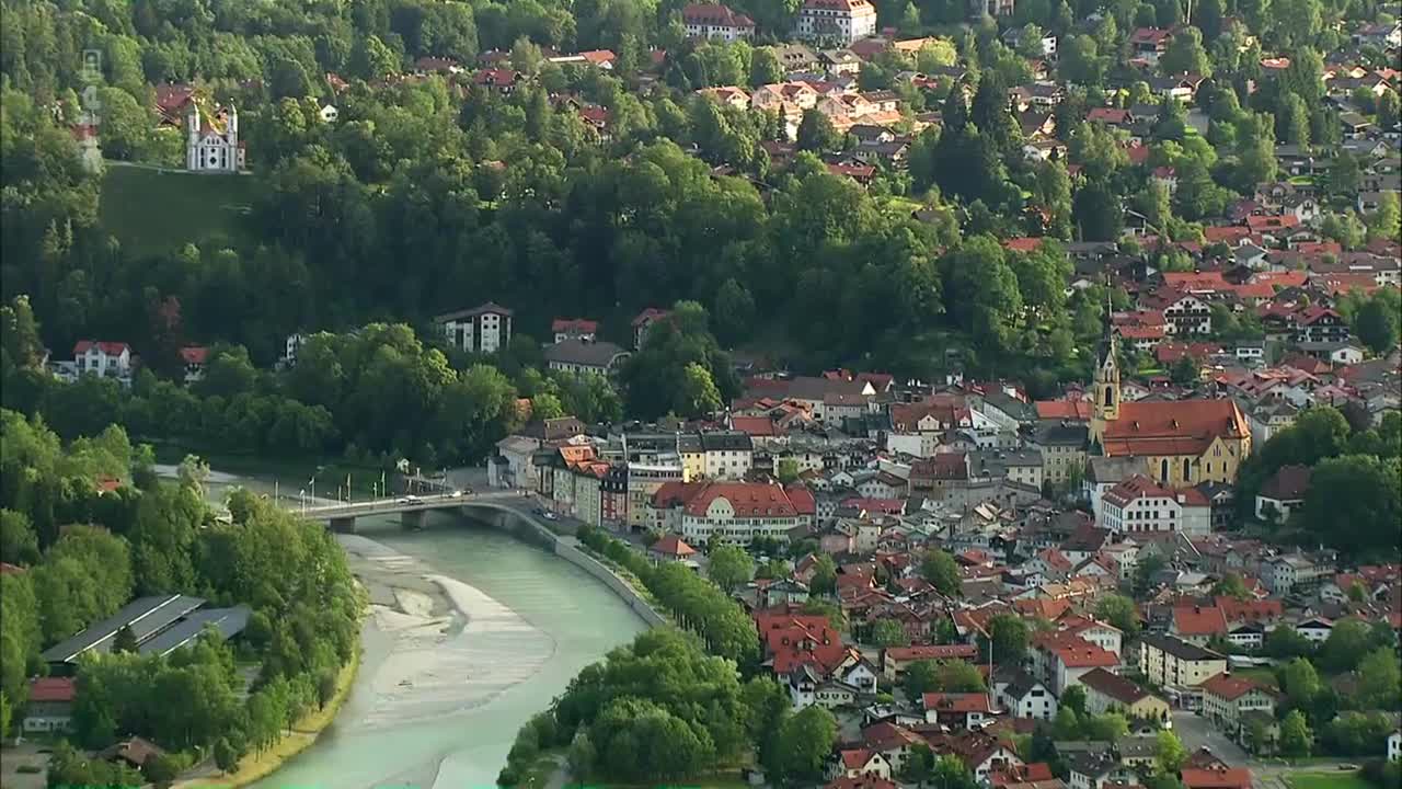 Die Alpen von oben Vom Königssee ins Isartal Doku (2012)