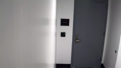 6144RHOBG2G201ABStairwayLobbyEntry_2021-01-06_14h20min02s777ms.mp4