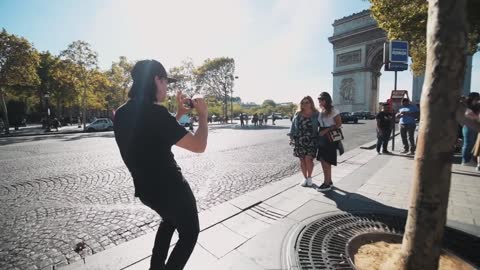 Gryffin (with Elley Duhé) - Tie Me Down (Lifestyle Video)-2