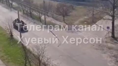 More videos with Russian TZM MLRS "Smerch" and other equipment are already in Kherson