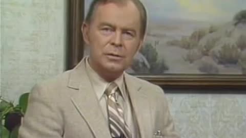 G. Edward Griffin Interviews Yuri Bezmenov (1984)