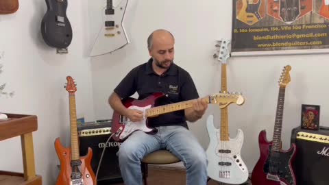 Guitarra Blend Super ST HSS - Teste estabilizador VM