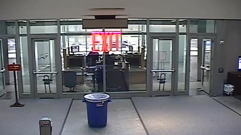 8487OHOB01Atrium_2021-01-06_12h00min01s117ms.mp4