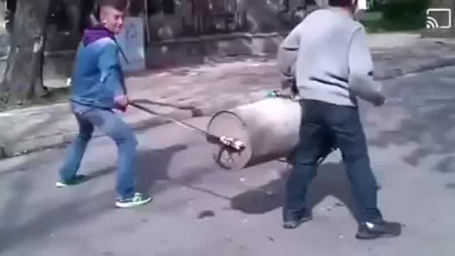 Trash can cannon 🗑