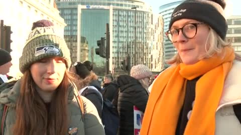 Tens of thousands of NHS nurses go on strike