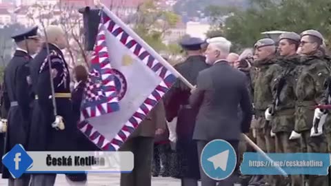 sPADLO TI TO MÁCVHALE