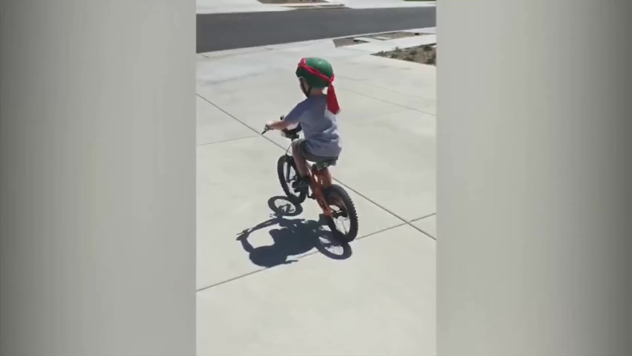 Baby girl drive a cycle (it is very funny ) || you will not stop laughing