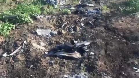 Sestřelený ukrajinský letoun SU-25 v Chersonské oblasti