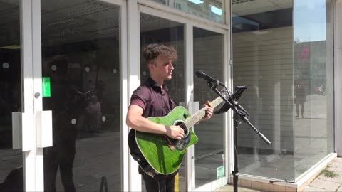 Isent she lovely. Aron James Busking the Ocean City Plymouth 12th August 2020