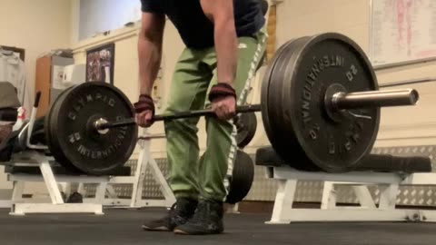 Deadlift 180kg at 90% 1x3 No Belt