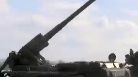 How "Super Heavy" Artillery is Fired