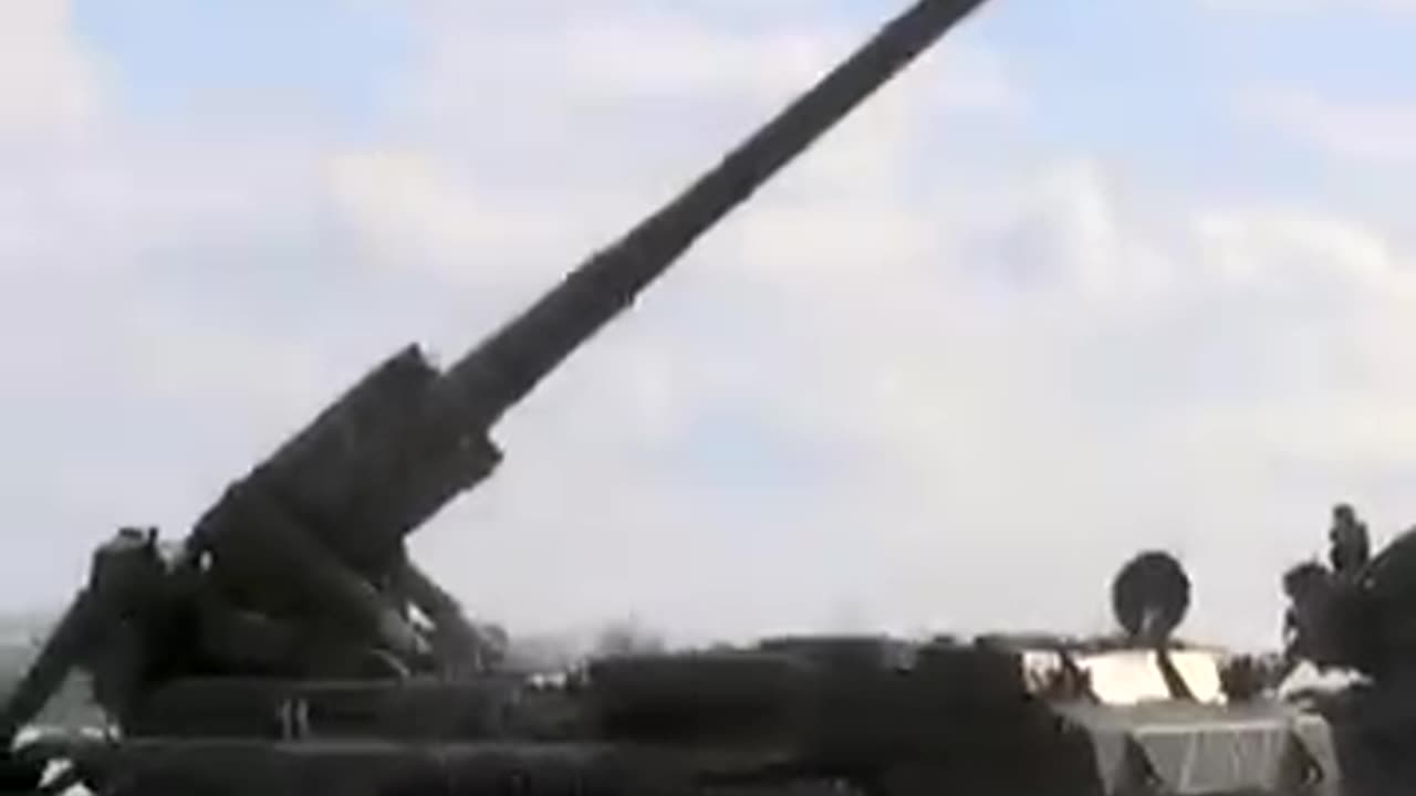 How "Super Heavy" Artillery is Fired