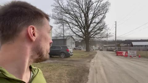 Reporter on Ground says the entire East Palestine town smells like chemicals