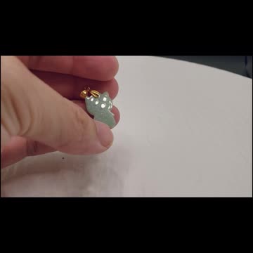 Hello Kitty Pendant #hellokitty #jade #pendant #necklace #jewelry #reels