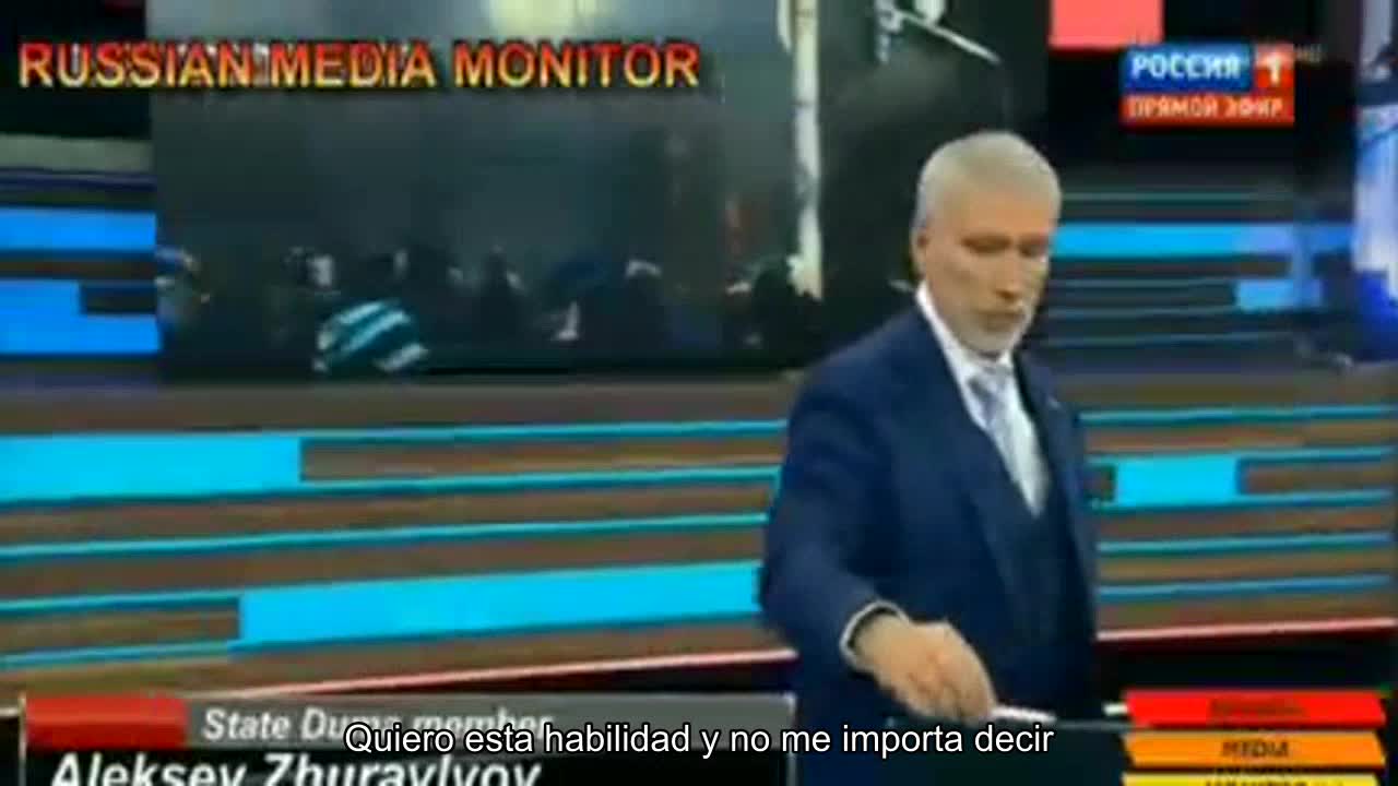 El propagandista promete golpear a los periodistas de una manera especial.