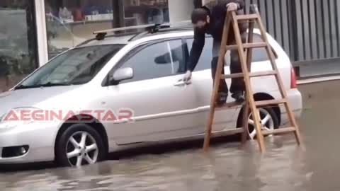 Aτομική... μεταφερόμενη πεζογέφυρα στην Θεσσαλονίκη!