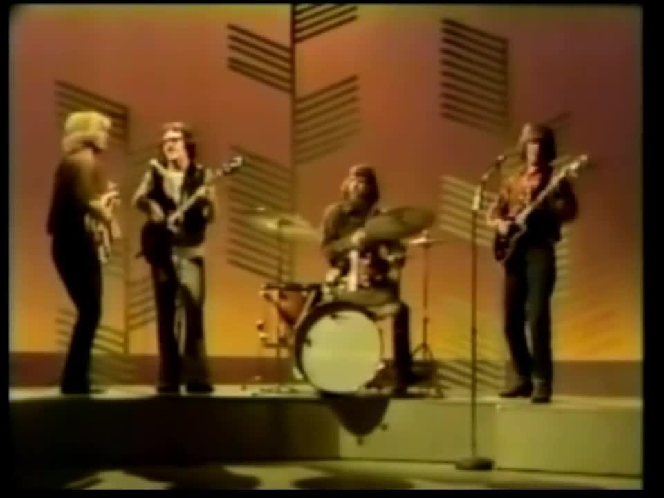 Creedence Clearwater Revival - Proud Mary