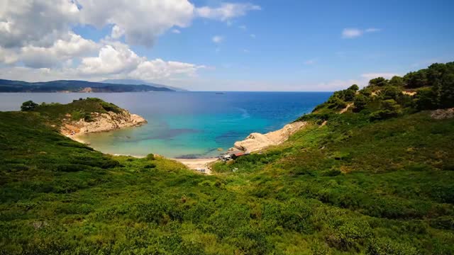 The scenery of nature is really beautiful