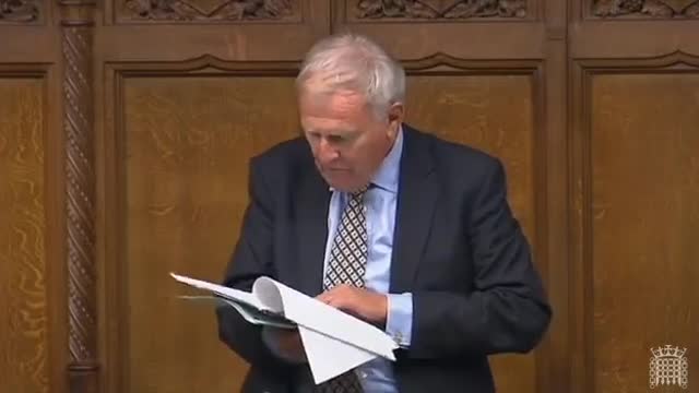 Christopher Chope - Covid stings are a nightmare » - (Greek Subs)