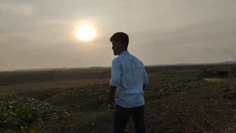 Srk poss from india