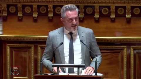 JOLIE DÉMONSTRATION PAR L'ABSURDE DE STÉPHANE RAVIER, SÉNATEUR ET CONSEILLER MUNICIPAL DE MARSEILLE