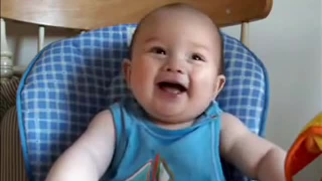 aydan's funny laugh - he's a happy baby! best baby laugh!