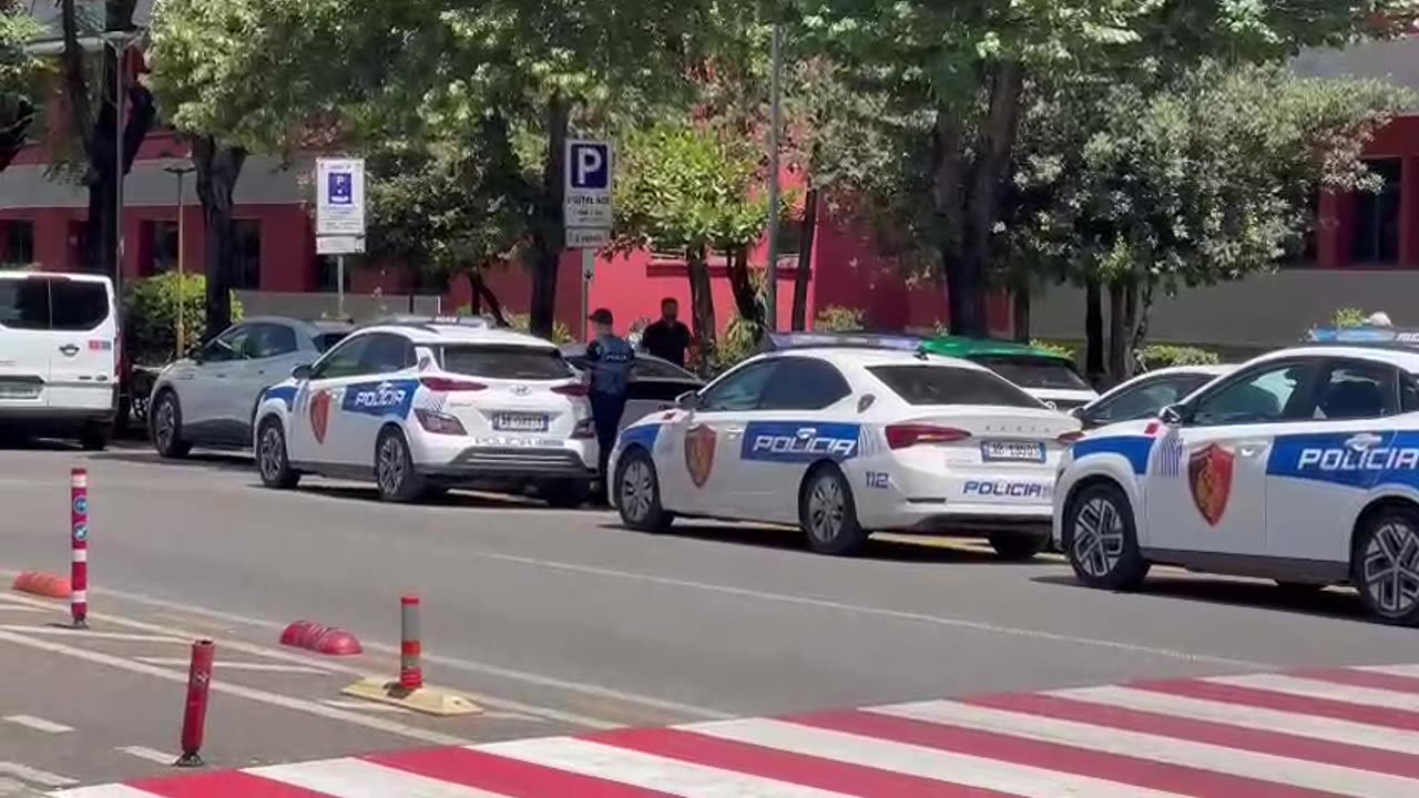 Policia