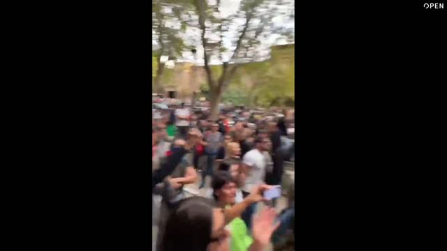Assaut du "No Green Pass" contre le siège de la CGIL