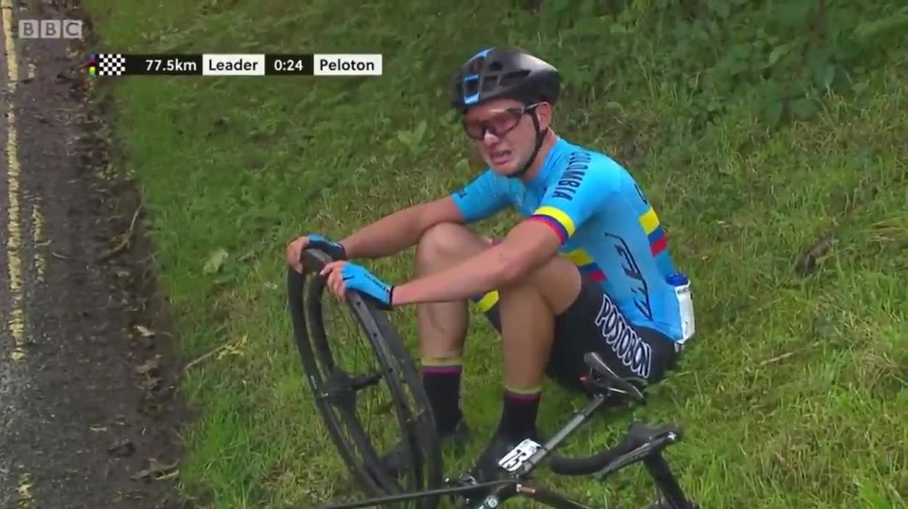 La conmovedora reacción del ciclista santandereano que no fue auxiliado en Mundial