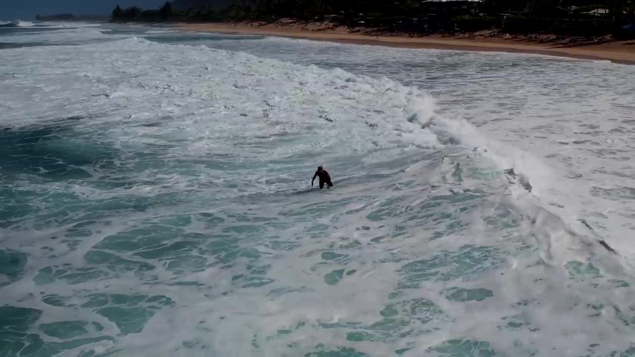 64 Year Old Mike Ho Insane Backdoor Wave at Pipeline - February 4th, 2022