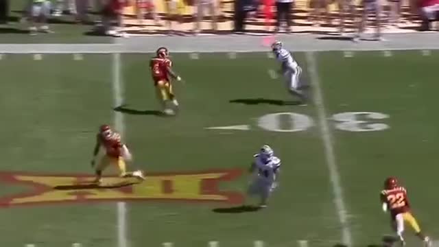 Tyler Lockett giving a DB the WORST 10 seconds of his life