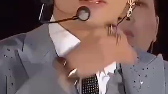 #v his walk 🤒😵#shorts#short#bts #btsv#vkook#trending #btsarmy#taehyung #subscribe#btsedits#tae