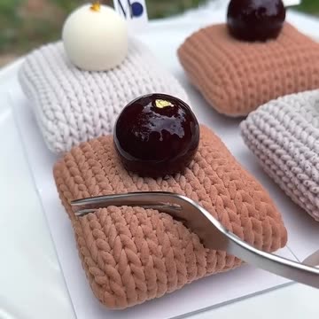 Chinese PASTRY / FRUIT CAKE