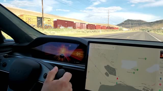 🚀😵 Tesla Model S Plaid acceleration 0-114mph (183 km/h) 🚀 WOW!