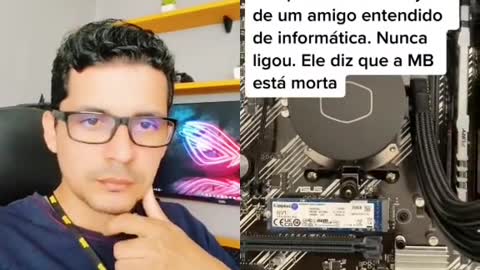 Ligou o conector do painel frontal na porta USB da Placa Mãe. Aí, mano, não vai ligar nunca 🤣