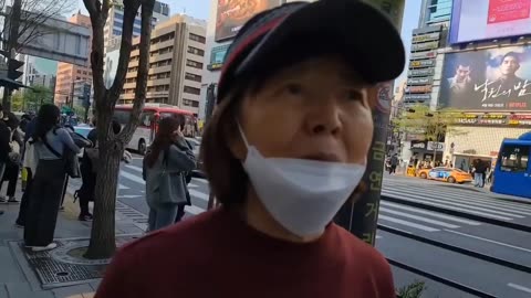 20210414_V3_S01(m2d2AQcx0PM)행진하는데 젊은이들이 귀 쫑긋_ 자부심이 느켜집니다! 서초에서 강남까지 행진을 마치고