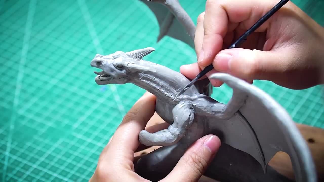 I really like the flame effect of the fire-breathing dragon's tail