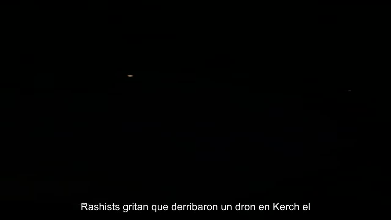 ️Rashists gritan que derribaron un dron en Kerch al acercarse al puente de Crimea