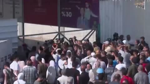 Pressure rises on Israel to pause fighting. Trending03