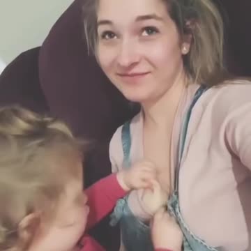 breast feeding baby #shorts