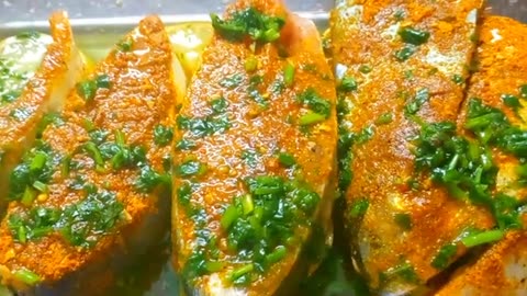 DO NOT FRY THE FISH ! TRY TO BAKED IT 😘 (ARABIC RECIPE )