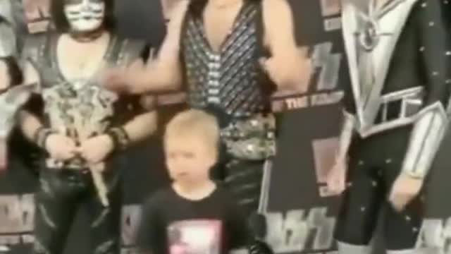 Little dude nailed itβ¦ππ€£π€π»π