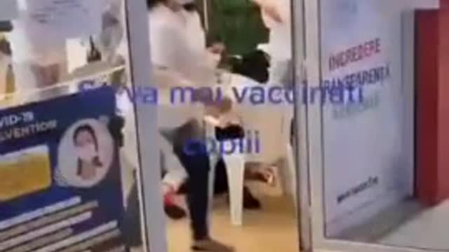 Copil in colaps după vaccinul COVID