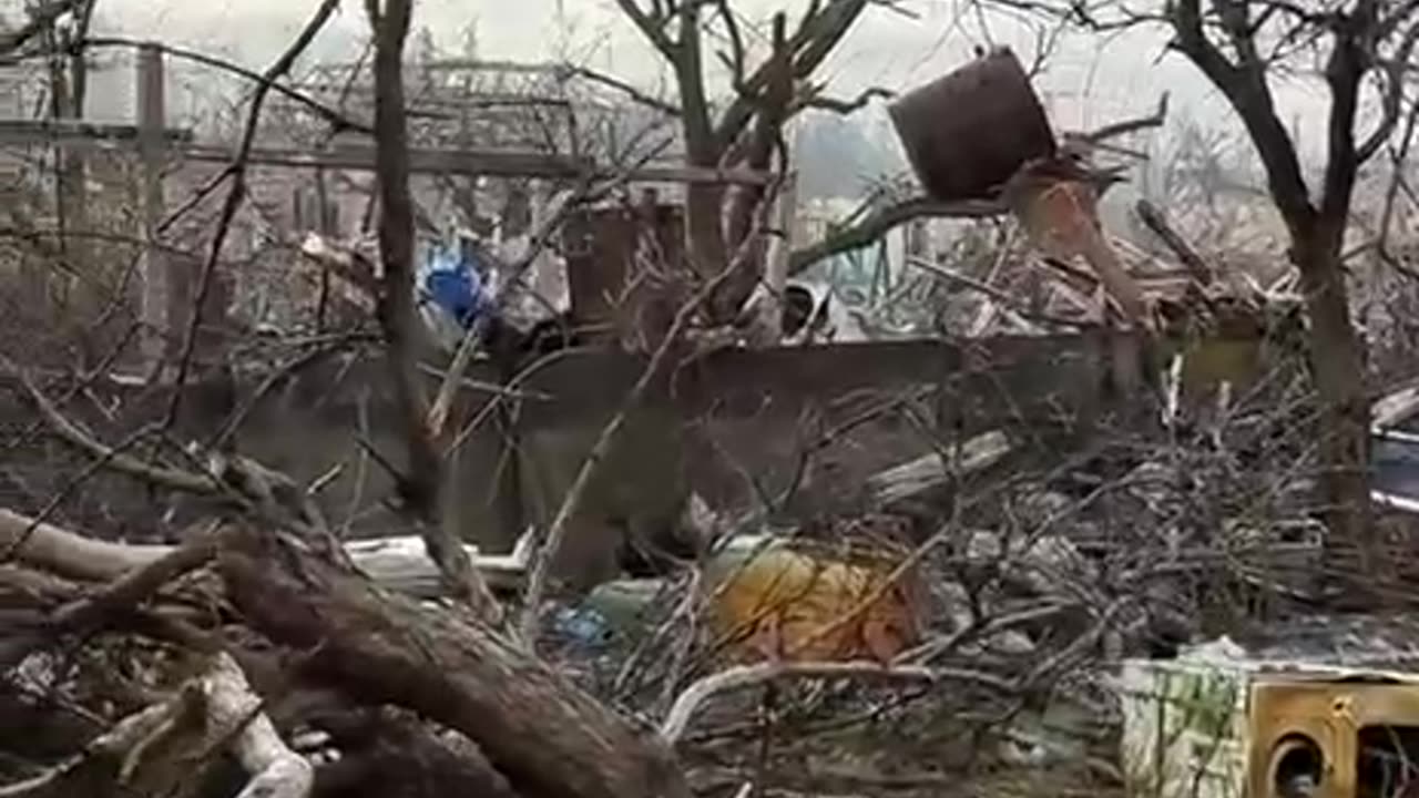 Ukrainians Exploring Village of Krynky, Left Bank(Under Russian Occupation for almost 2 Years)