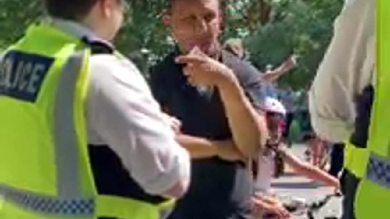 ⚠️ Stay away from characters like this when you visit speakers corner