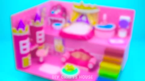 Build luxury 2 story pink castle for the Queen from cardboard