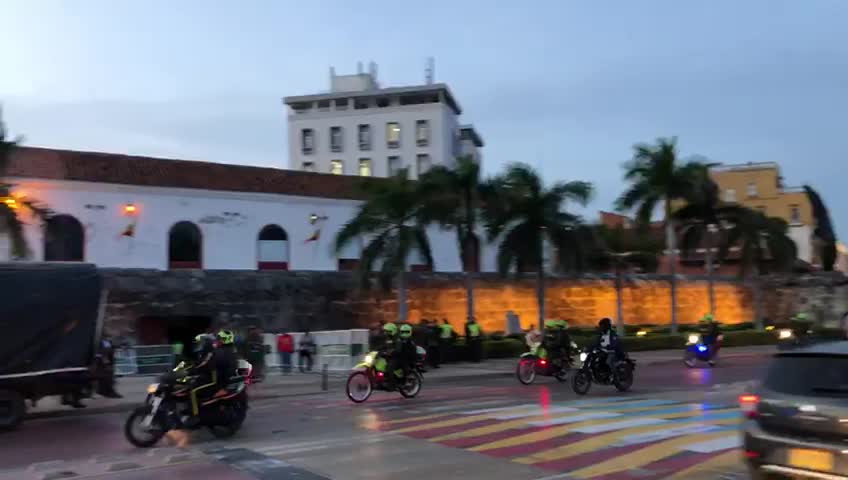 Policias en el Centro