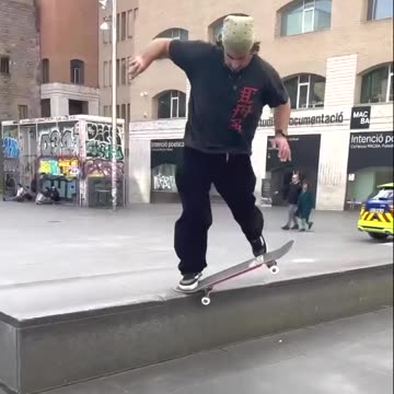 #2🍗TUES Niels Bennett, Eddy Orange